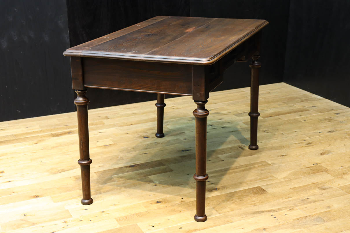 Desk BB3417