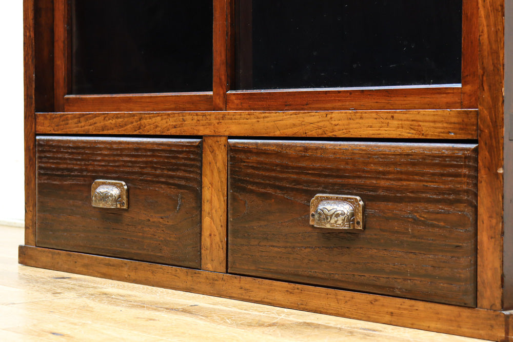 Glass case BB3419