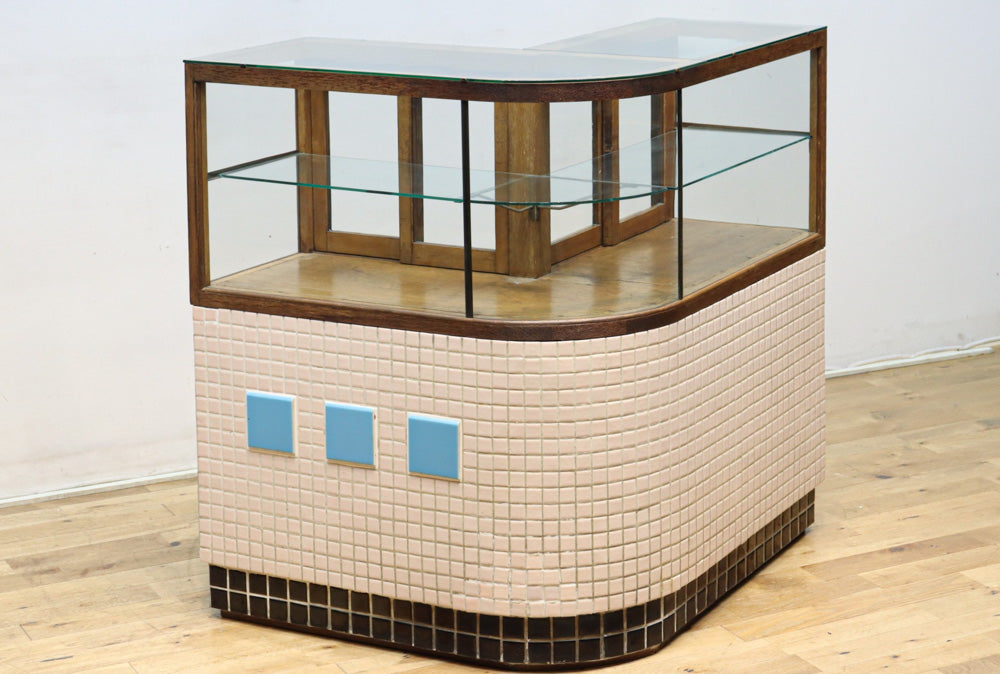 L-shaped glass display case BB3428