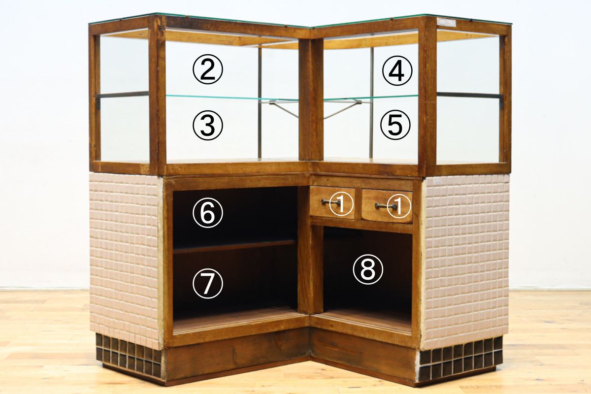 L-shaped glass display case BB3428