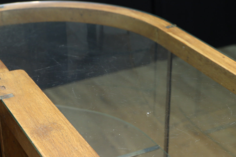 L-shaped glass display case BB3428