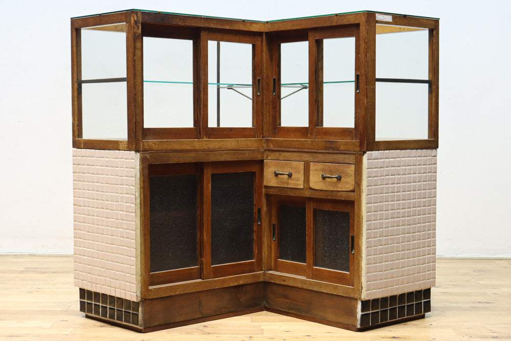 L-shaped glass display case BB3428