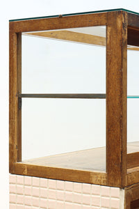 L-shaped glass display case BB3428