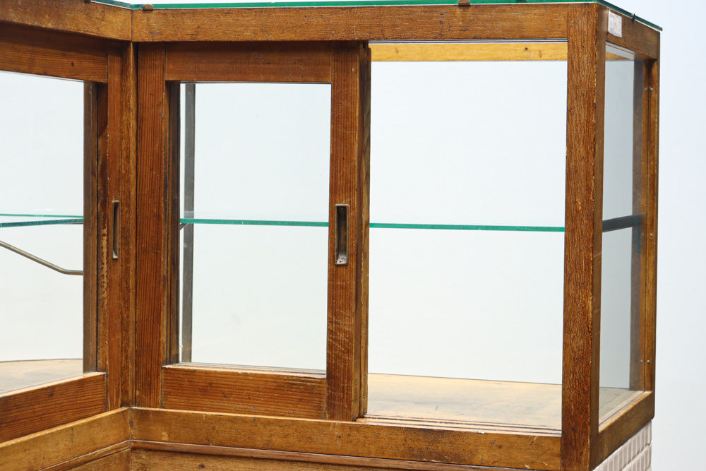 L-shaped glass display case BB3428