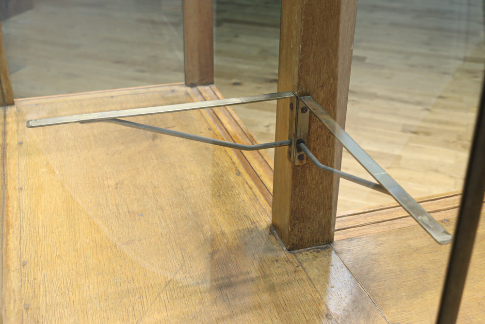 L-shaped glass display case BB3428