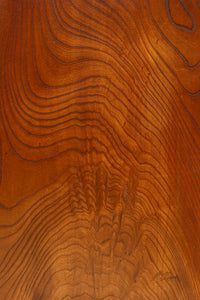 欅杢目が見事な格調ある面持ちの収納箪笥　BB3431