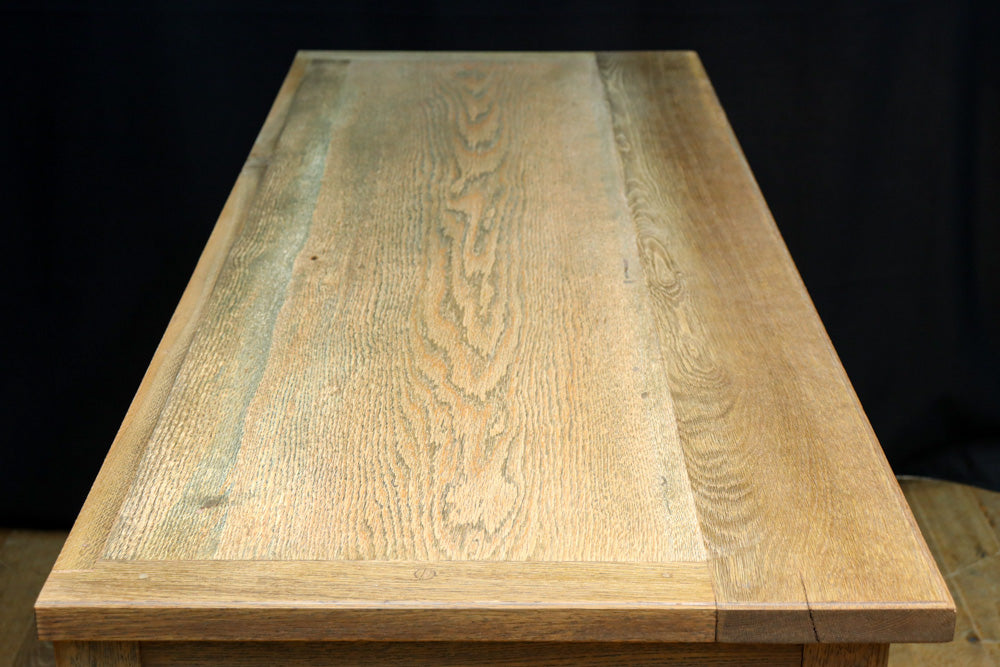 幅1215ミリ 引き出しが上部にある木地色の柔らかな色彩のレトロガラスケース　BB3432