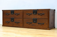 穏やかなケヤキ杢目が浮かぶ時代のローチェスト　BB3440