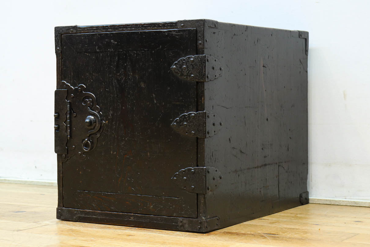 Small size Box-shaped ship chest BB3447 