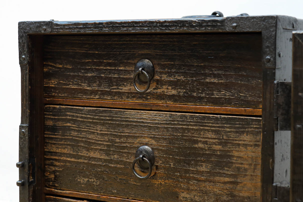 Small size Box-shaped ship chest BB3447 