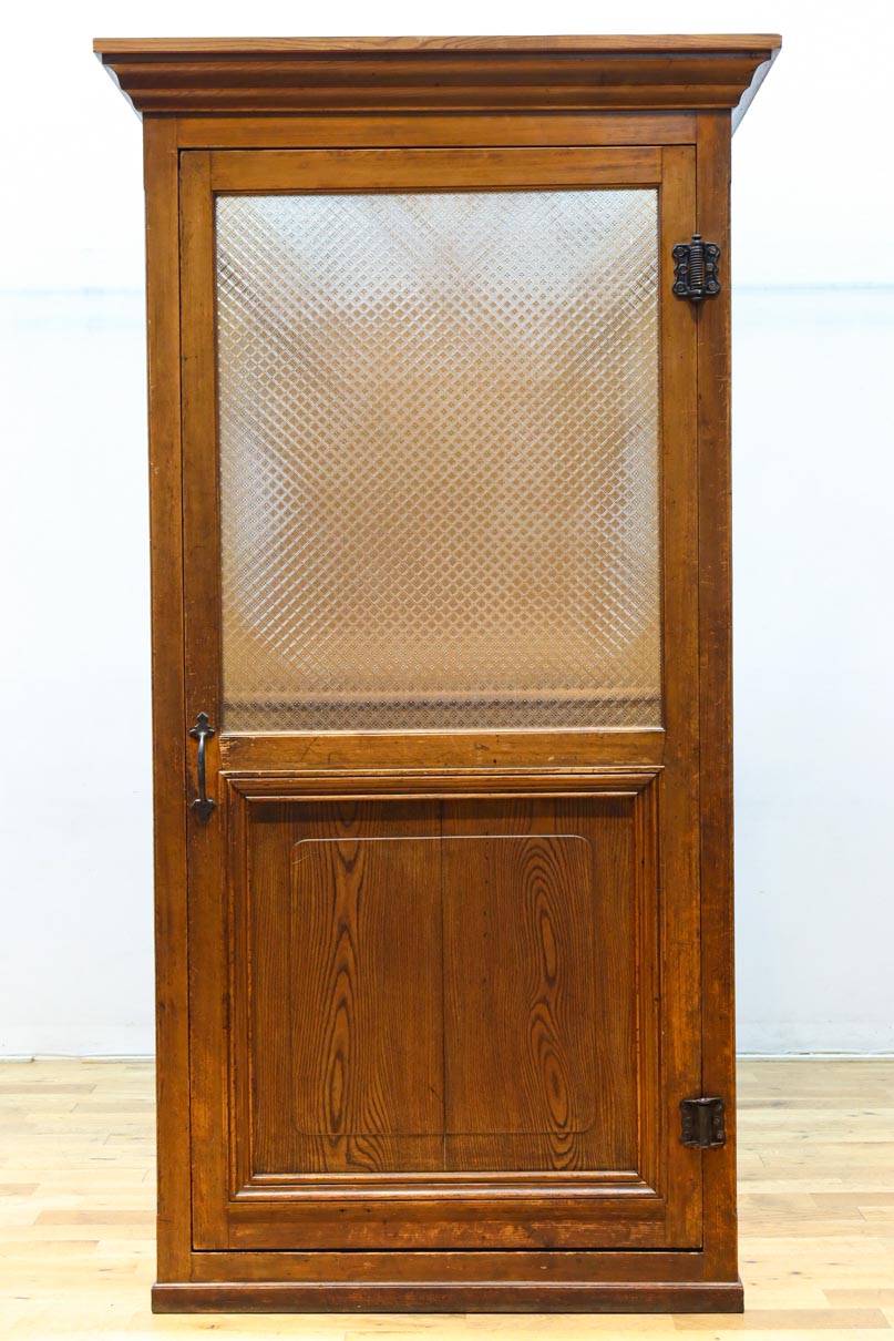 珍品‼︎ レトロな空間を演出するクローゼット　BB3448