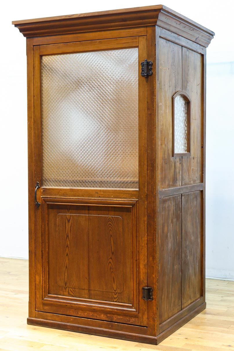 珍品‼︎ レトロな空間を演出するクローゼット　BB3448