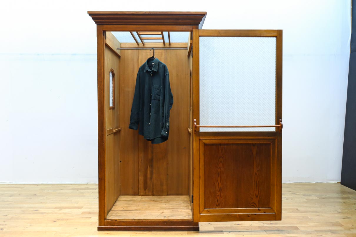 珍品‼︎ レトロな空間を演出するクローゼット　BB3448