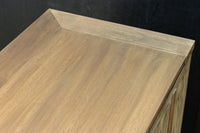 稀少‼︎ 温かみのある木地色に引き出しを上下に備えたレトロオークガラスケース　BB3450