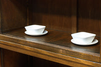 ゆらゆらガラスとレリーフ彫刻で優しい雰囲気のガラスケース　BB3452