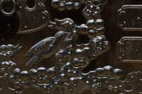 極上‼︎ 縁起の良い絵柄の装飾金具で華やかに飾られた庄内六丁曳き衣裳箪笥　BB3454