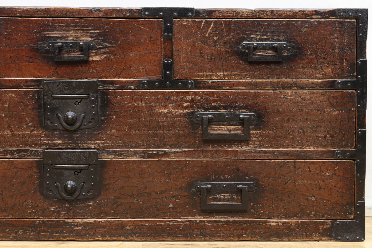Antique tool box (sword chest) BB3466