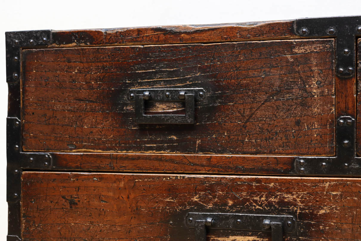 Antique tool box (sword chest) BB3466
