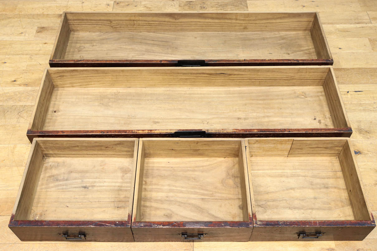 Antique tool box (sword chest) BB3466