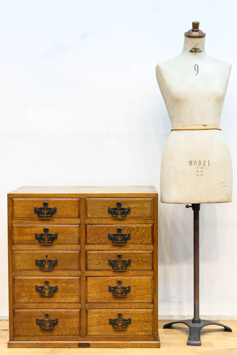 Retro Furniture BB3468