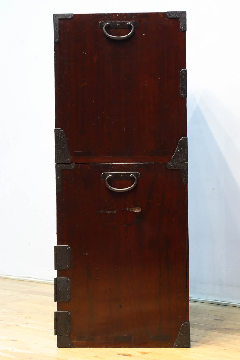 珍品！！豪華な閂をもつ格調ある総桐庄内衣裳箪笥 BB3489 – 古福庵