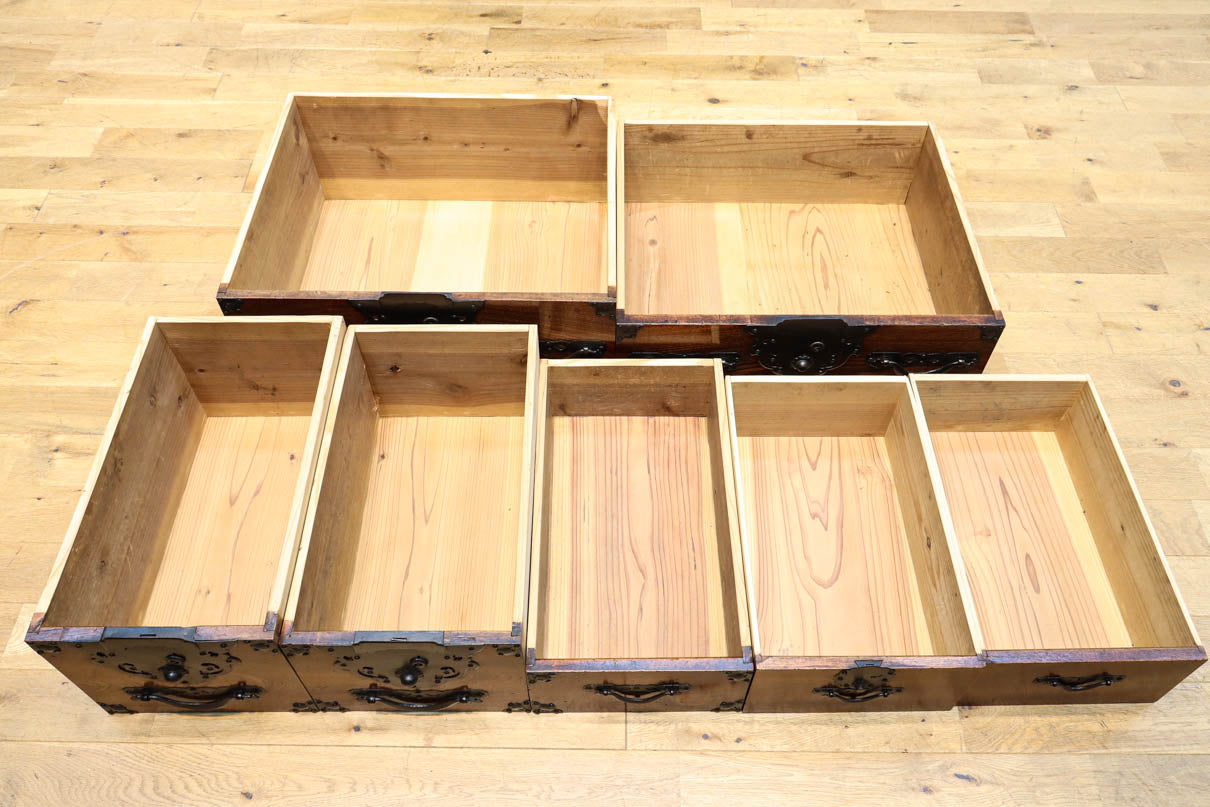 Clothing Chest BB3493