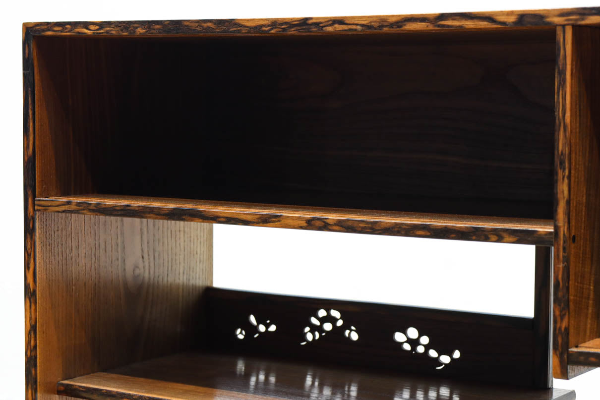Display shelf BB3495