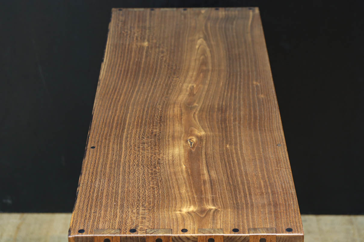 Display shelf BB3495