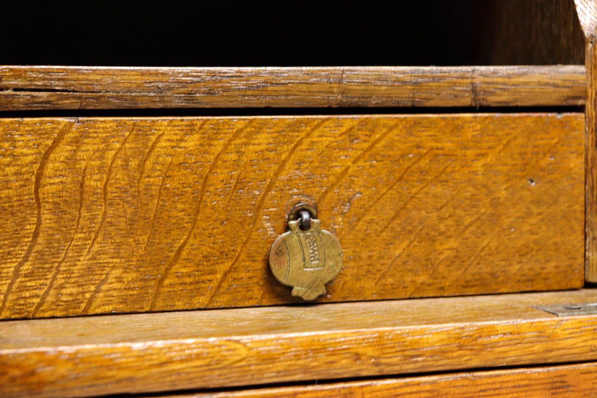 Retro Furniture BB3509