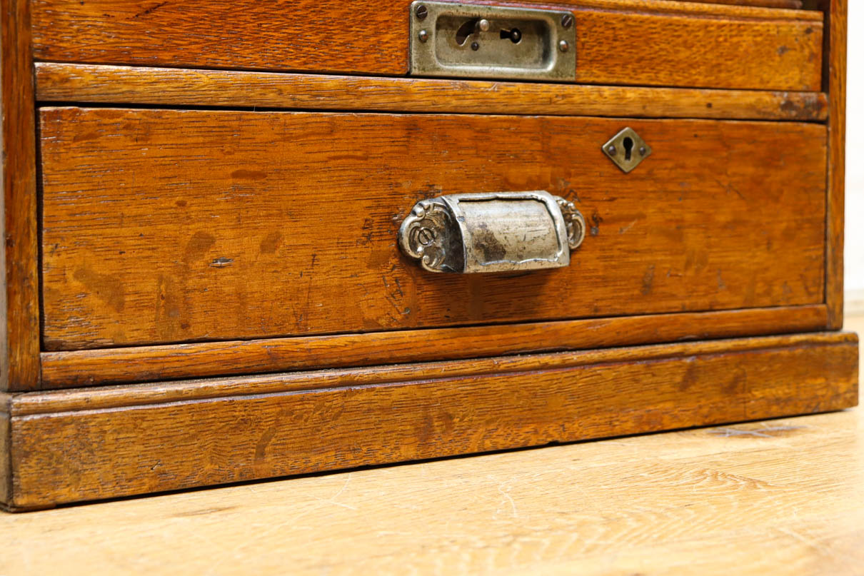 Retro Furniture BB3509