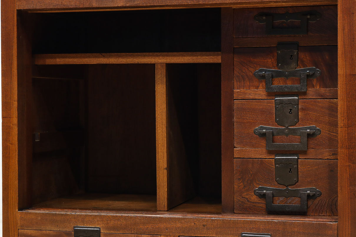 Merchant Chest BB3562