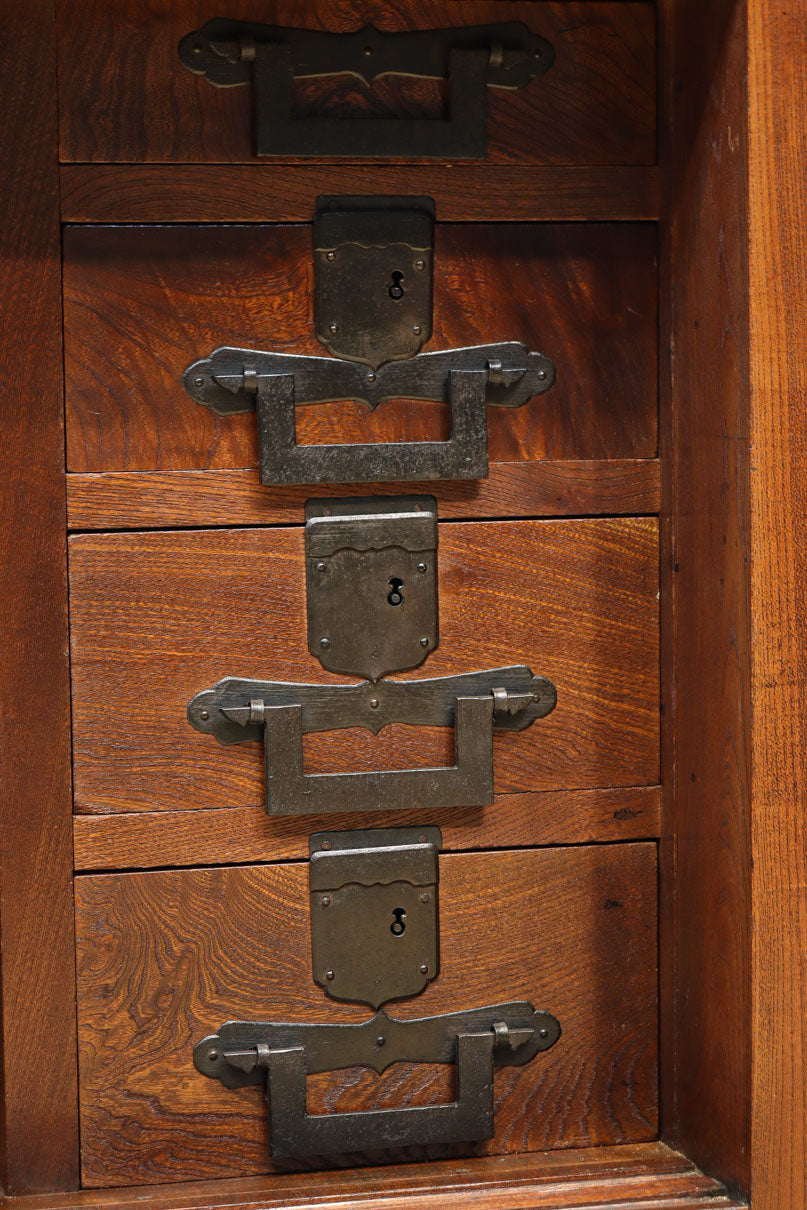 Merchant Chest BB3562