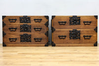 歴史が感じられる味わい深い面持ちの総桐庄内衣裳箪笥　BB3565