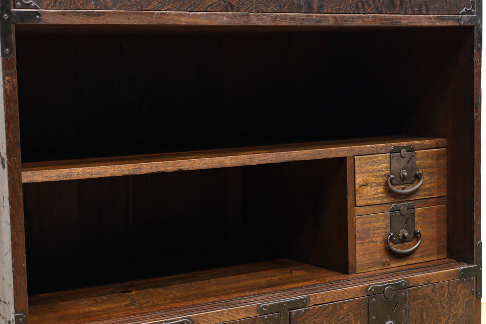 Merchant Chest BB3581