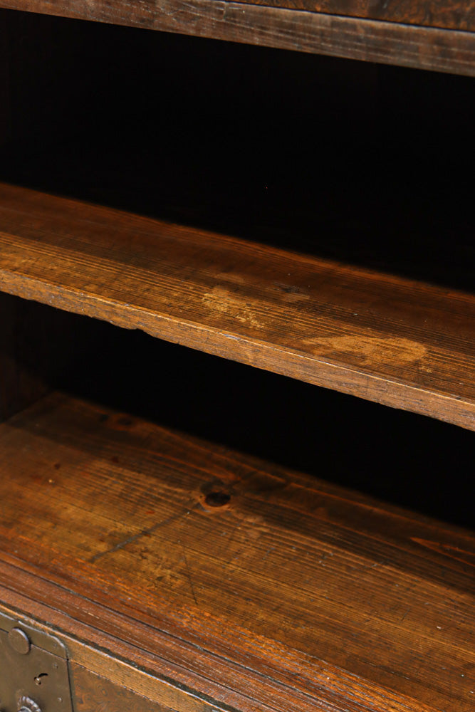 Merchant Chest BB3581