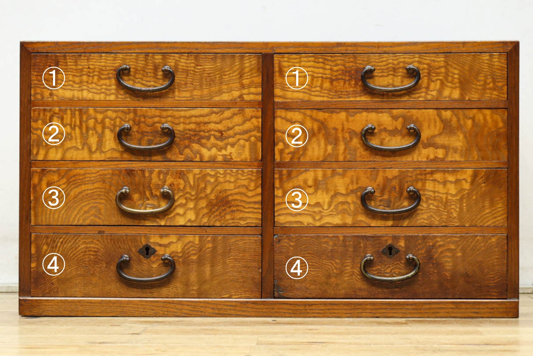 Retro Furniture BB3604