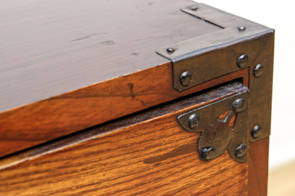 Clothing Chest BB3670