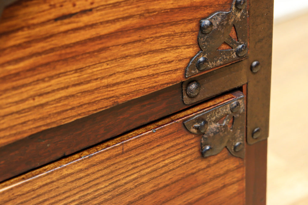 Clothing Chest BB3670