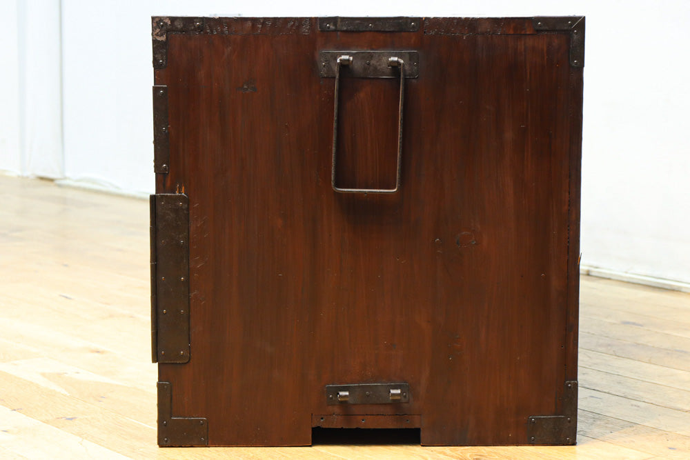 Clothing Chest BB3674