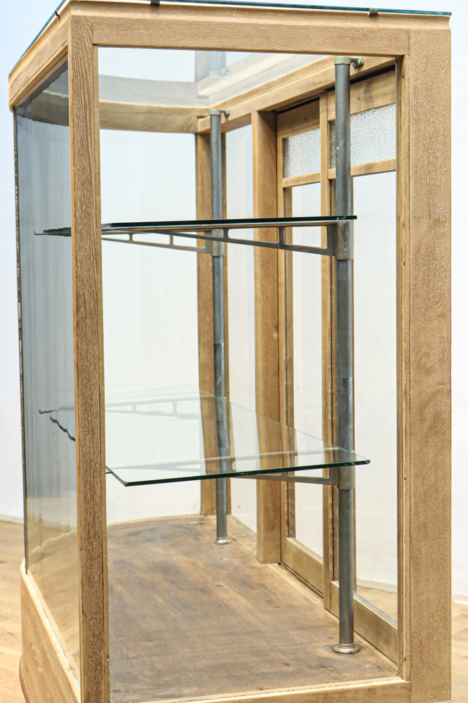 Glass case BB3678