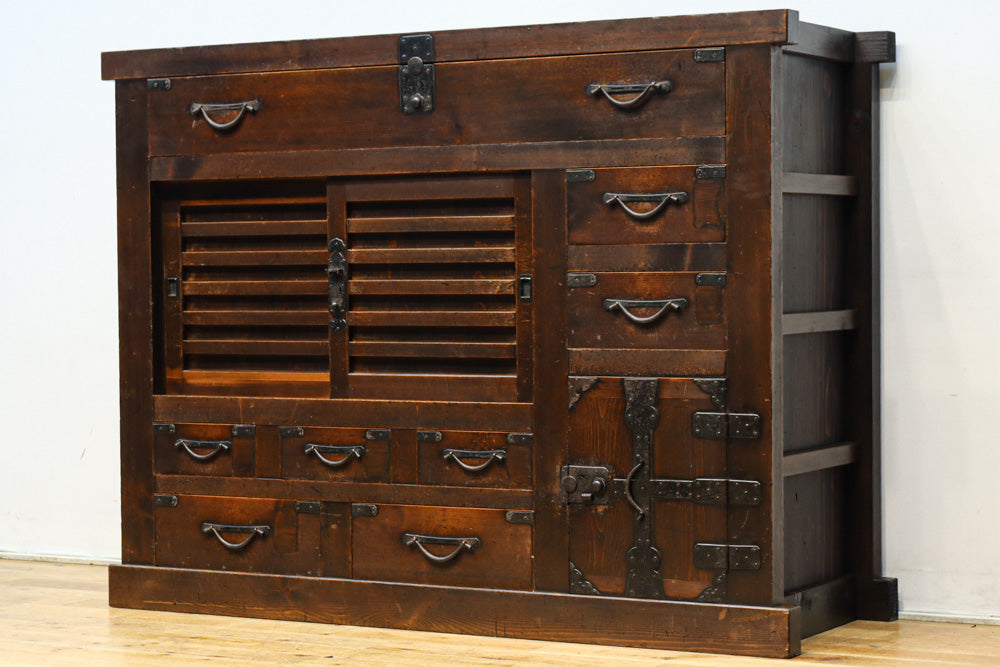 Merchant Chest BB3693
