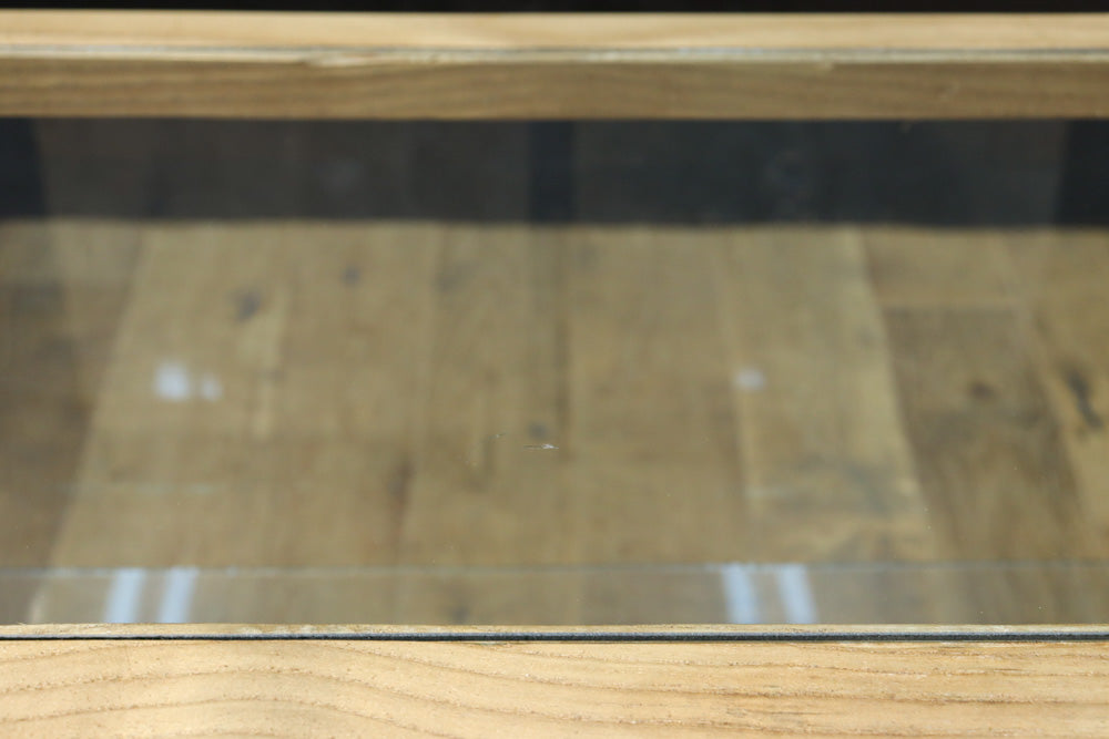 Glass case BB3698