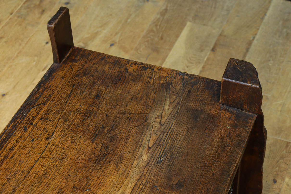 Retro Furniture BB3699