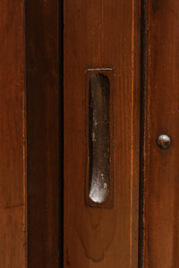 カウンターに!! 深みのある色艶で格調高い水屋箪笥　BB3706