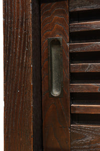深みのある色彩で貫禄漂う稀少重ね美濃前面総栗帳場箪笥　BB3720