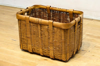 温かみある風合いに包まれた竹製角カゴ　DC1034