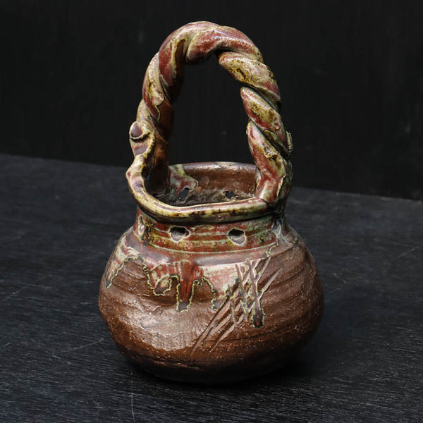 遺品整理◼️蔵からアンティークな年代のステキなお花のお皿が出て来ました。茶器？ 遺品整理◼️蔵からアンティークな年代のステキなお花のお皿が