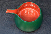 変形珍品‼ 赤と緑の鮮やかな色彩が可愛らしい片口　DC4037