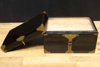 黒漆と金色装飾金具で上品な趣きある挟み箱　DC4224