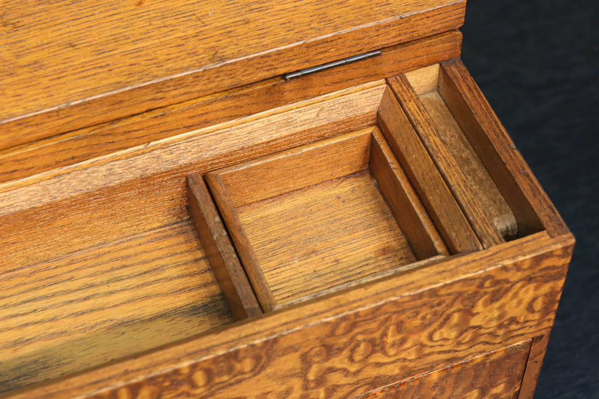 Antique sewing box DC4415